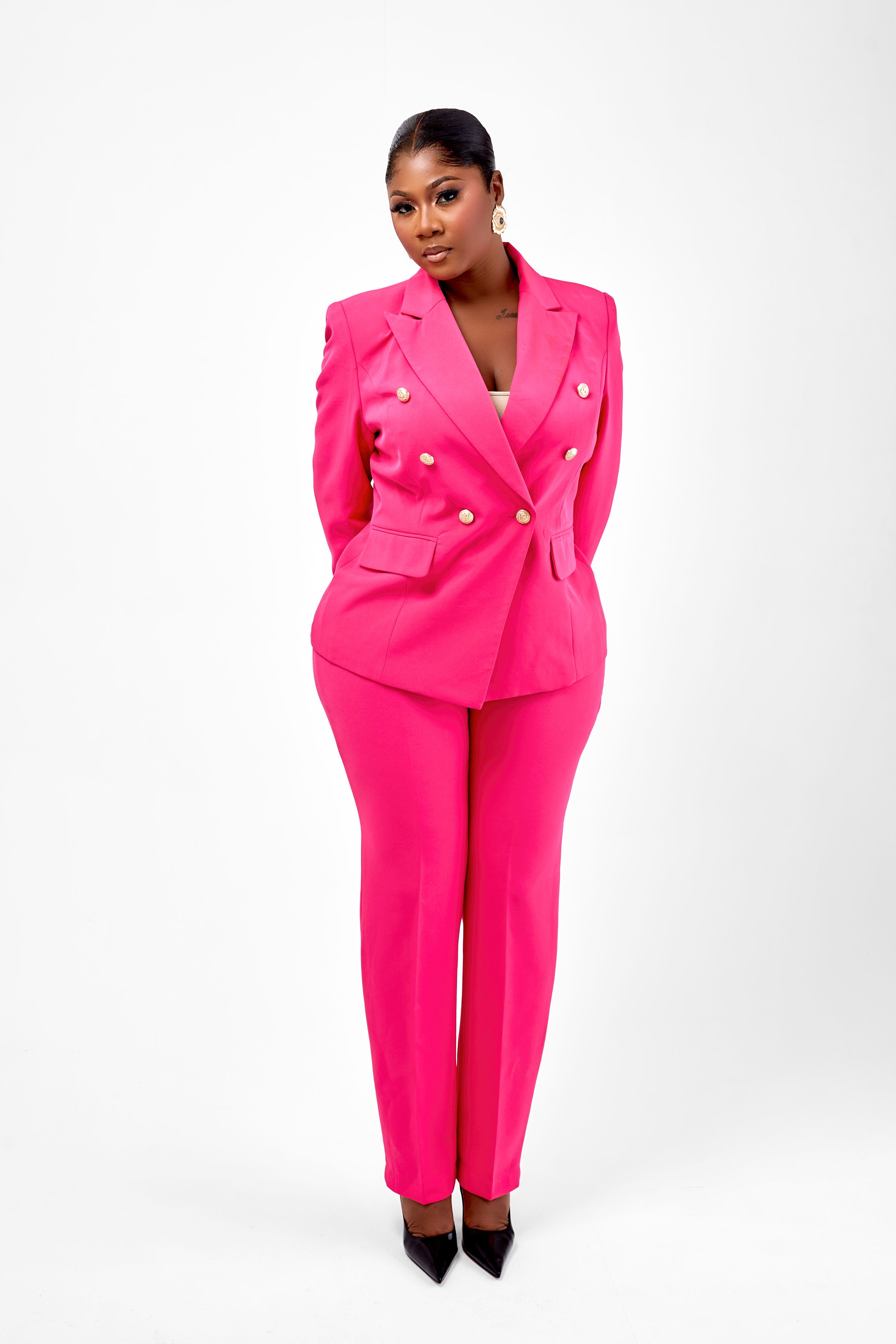 THE POLICY SUIT SET